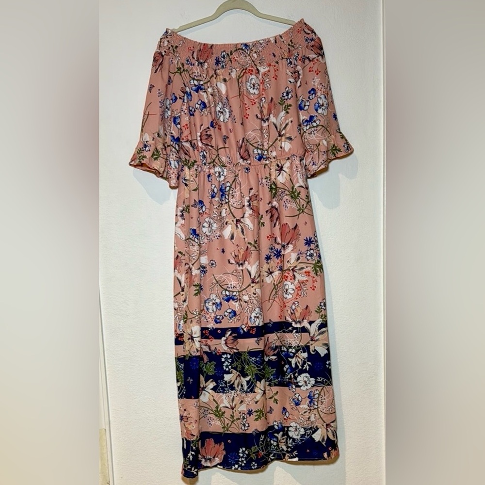 Westport Floral Woman’s Dress in Pink and Navy - Picture 10 of 10